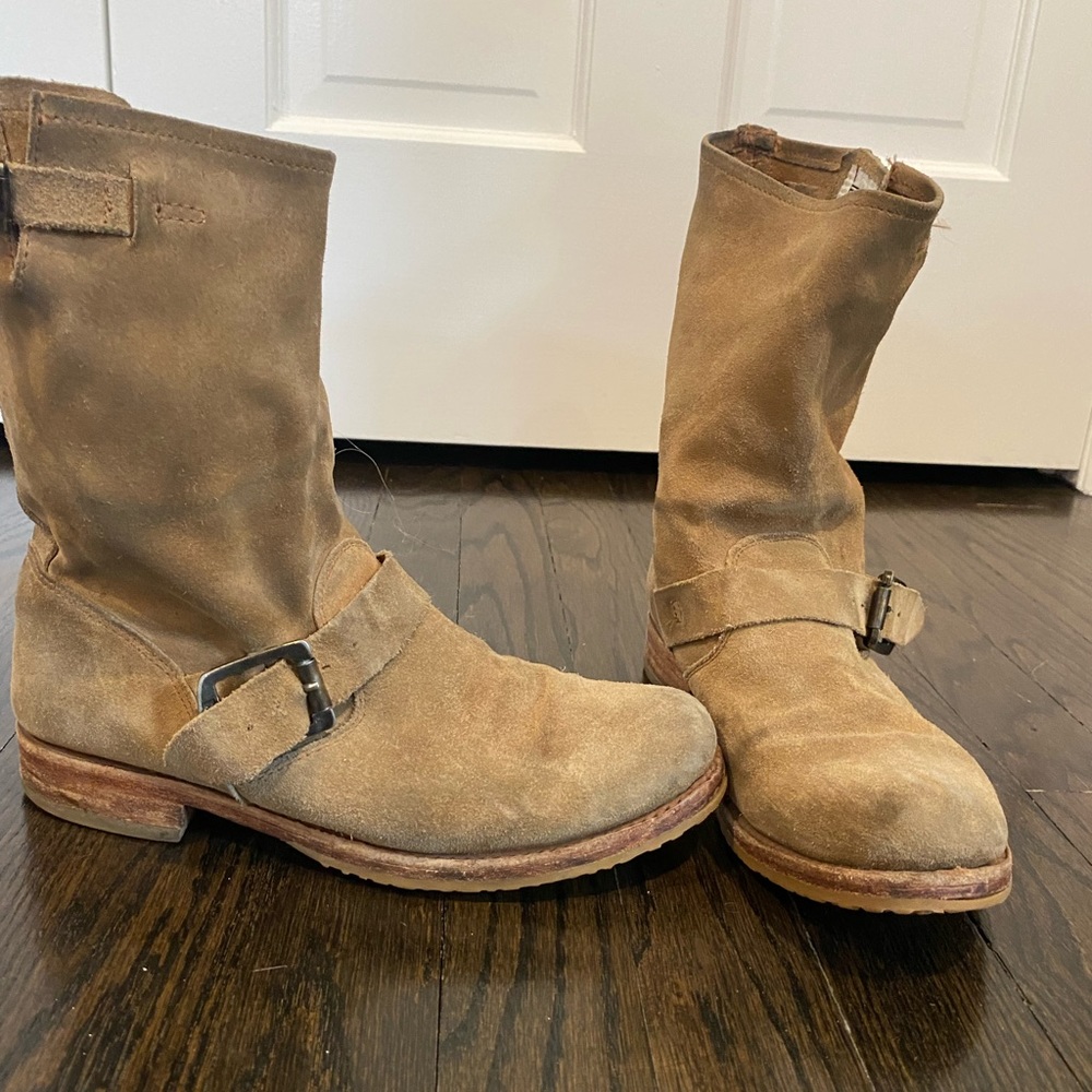 Frye Veronica short boots. mid calf boots. Tan suede - Picture 2 of 8